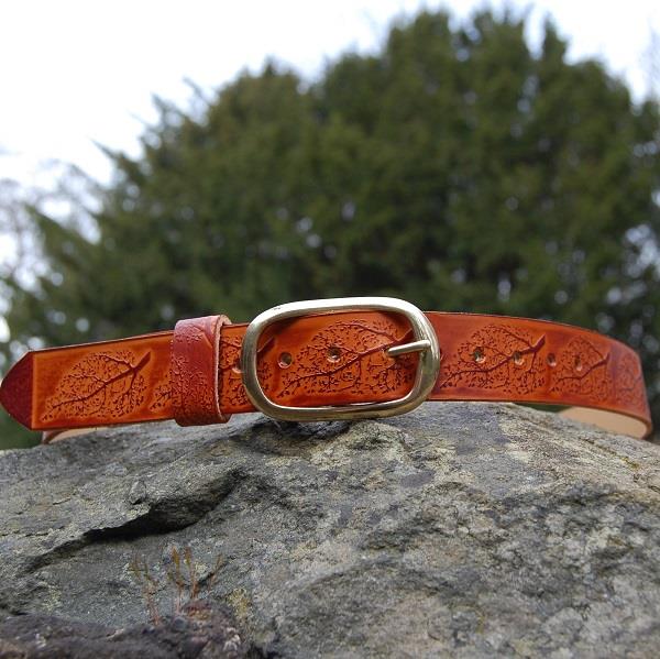 Leaf patterned Leather Belt