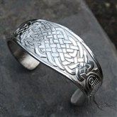 (PB2) Celtic Pewter Bangle