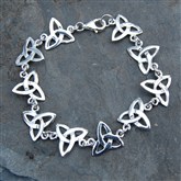 (SB1) Silver Celtic Link Bracelet