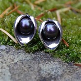 (SIPS5) Silver and Purple Pearl Stud Earrings