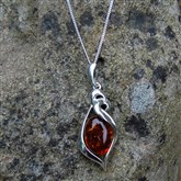 (AP44) Silver And Amber Scroll Leaf Pendant