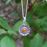 (AP46) Silver And Amber Sunflower Pendant