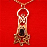 (GP9) Gold & Garnet Pendant