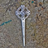 (KPS2) Celtic Cross Silver Kilt Pin