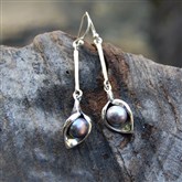 (SIPS2) Silver & Pearl Long drop Earrings