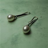 (LBE2) Long Silver & Pearl Earring