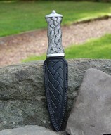 sgian dubh.jpg