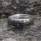 (SCR6) Silver Micro-engraved Celtic Ring